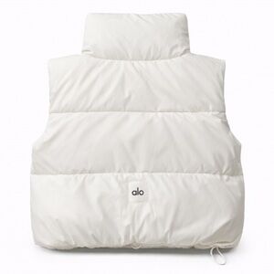 ALO Sleeveless Cropped Puffer